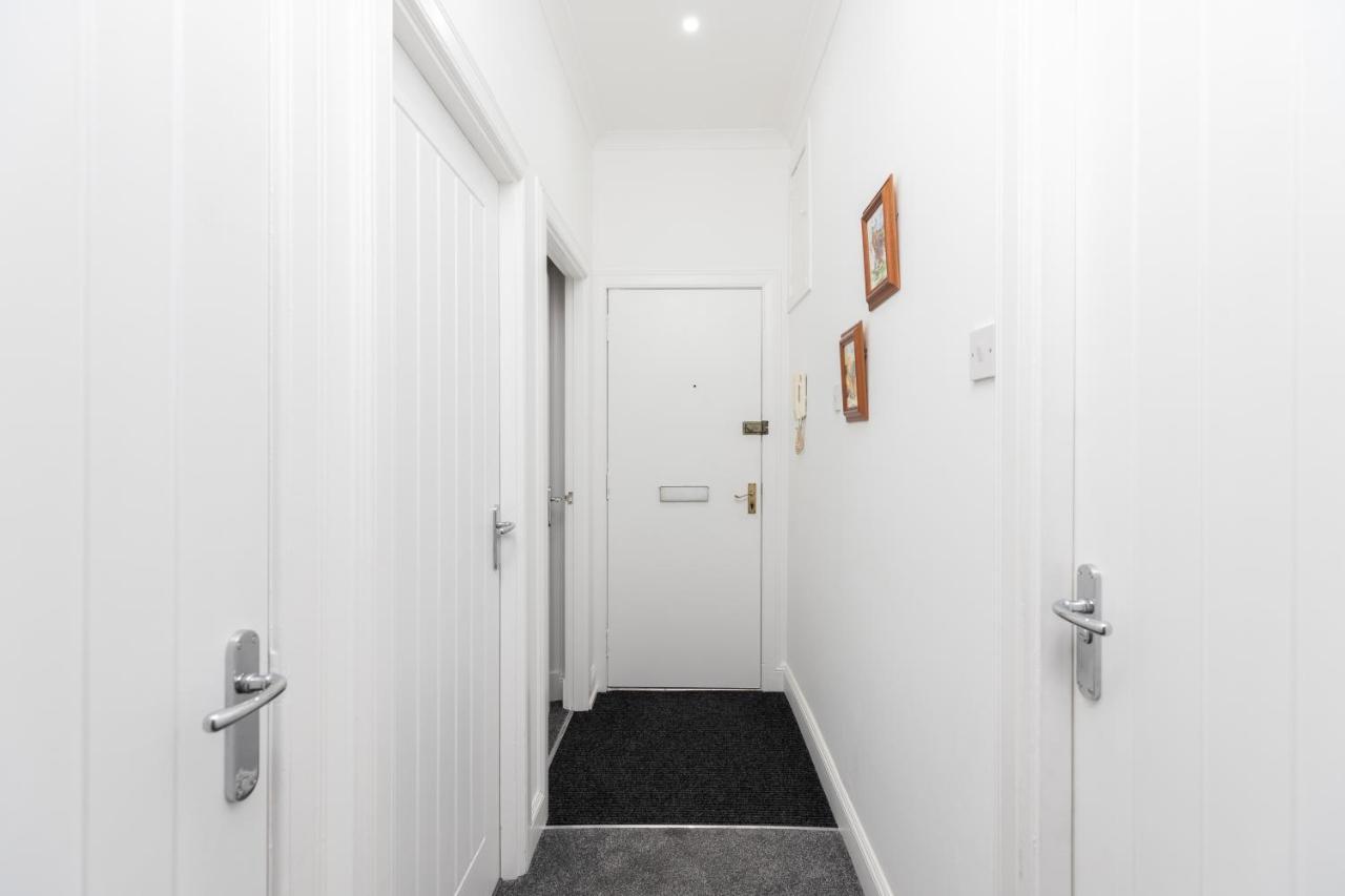 City Centre 2 Bedroom Flat Пърт Екстериор снимка